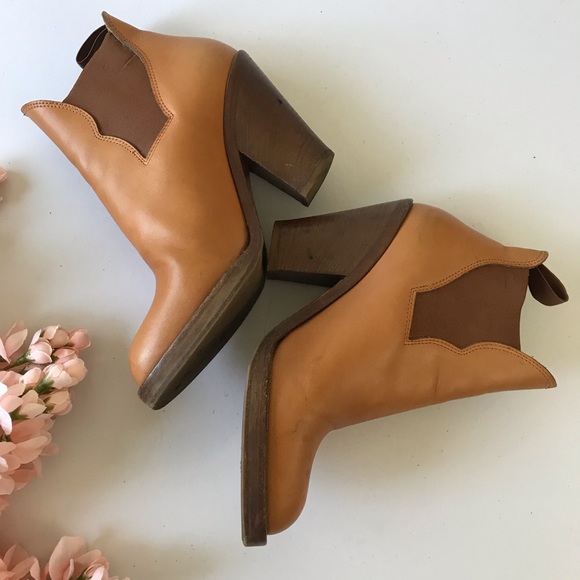 Acne Star Brown Boots with Heel - Picture 2 of 8